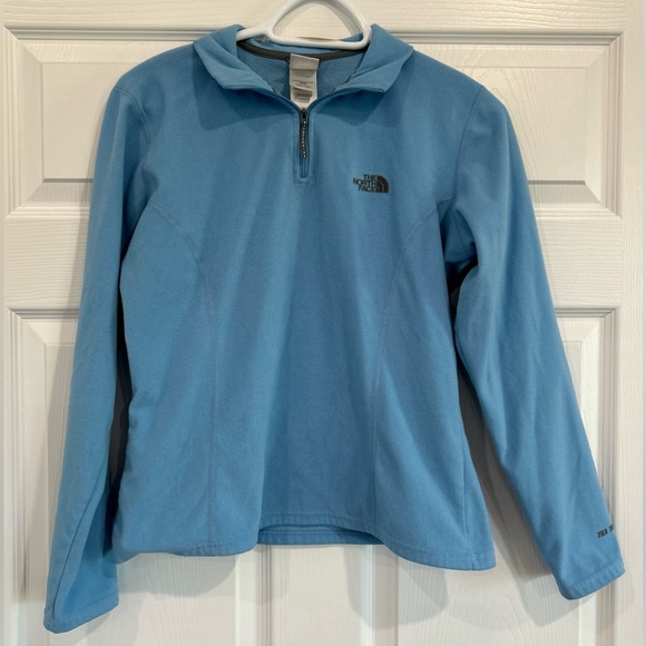 Women’s Medium North Face fleece - Picture 1 of 3